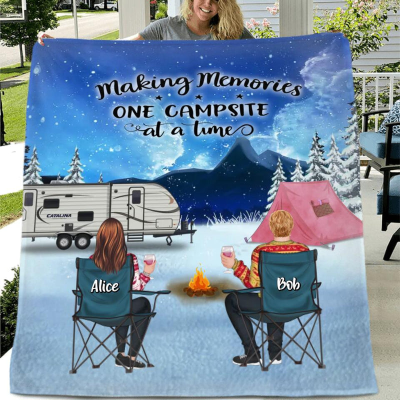 Personalized Christmas Camping Fleece/Quilt Blanket - Christmas Gift For Family/Couple/Camping Lover - Up to 2 Kids and 3 Pets - Making Memories One Campsite At A Time