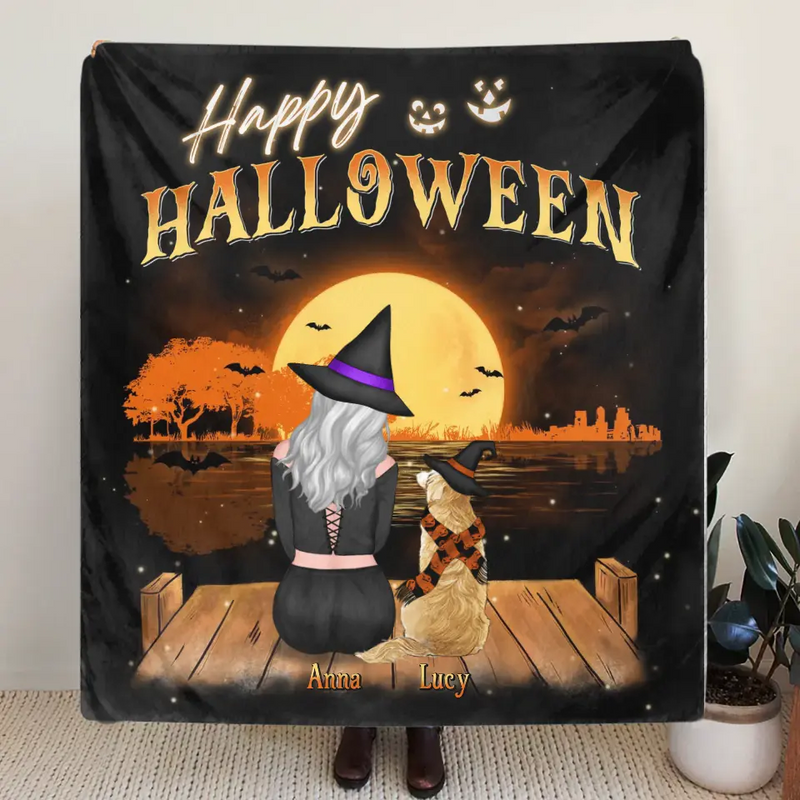 Personalized Dog Mom Fleece Throw Blanket/Quilt - Up to 4 Dogs - Halloween Gift Idea for Dog Lovers - Happy Halloween