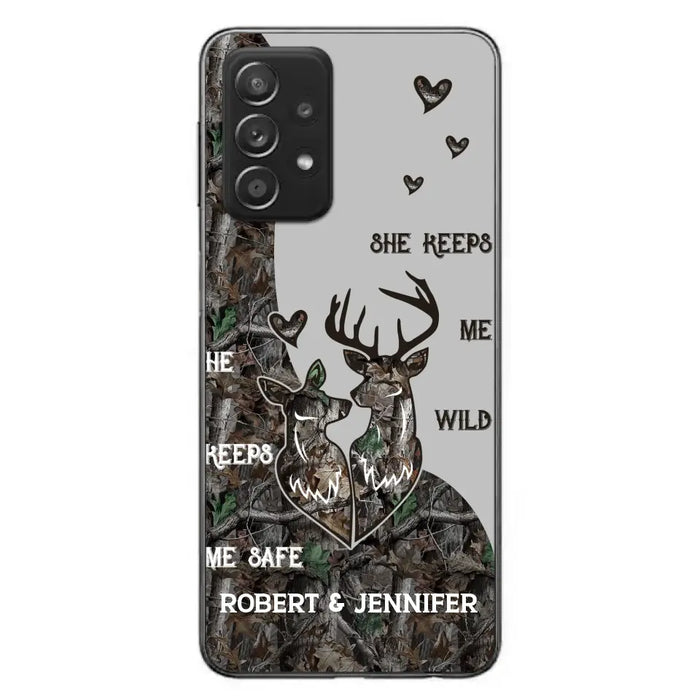 Custom Personalized Deer Couple Phone Case - Gift Idea For Couple - He Keeps Me Safe She Keeps Me Wild - Case For iPhone/Samsung