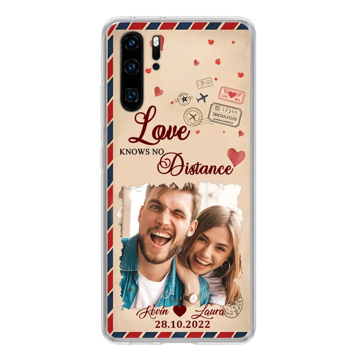 Custom Personalized Couple Phone Case - Gift Idea For Couple/Valentines Day - Upload Photo - Love Knows No Distance - Case For Oppo/ Xiaomi/ Huawei