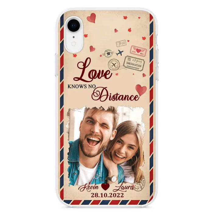 Custom Personalized Couple Phone Case - Gift Idea For Couple/ Valentines Day - Upload Photo - Love Knows No Distance - Case For iPhone/ Samsung