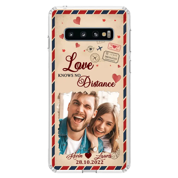 Custom Personalized Couple Phone Case - Gift Idea For Couple/ Valentines Day - Upload Photo - Love Knows No Distance - Case For iPhone/ Samsung