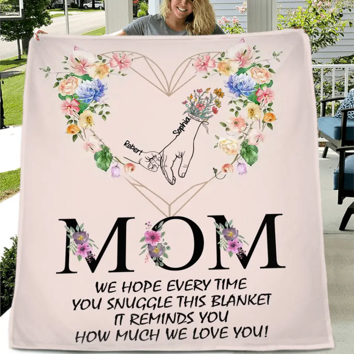 Personalized Mom Quilt Blanket/Fleece Throw Blanket - Gift Idea From Kid To Mom with up to 6 Kids - Mother's Day Gift