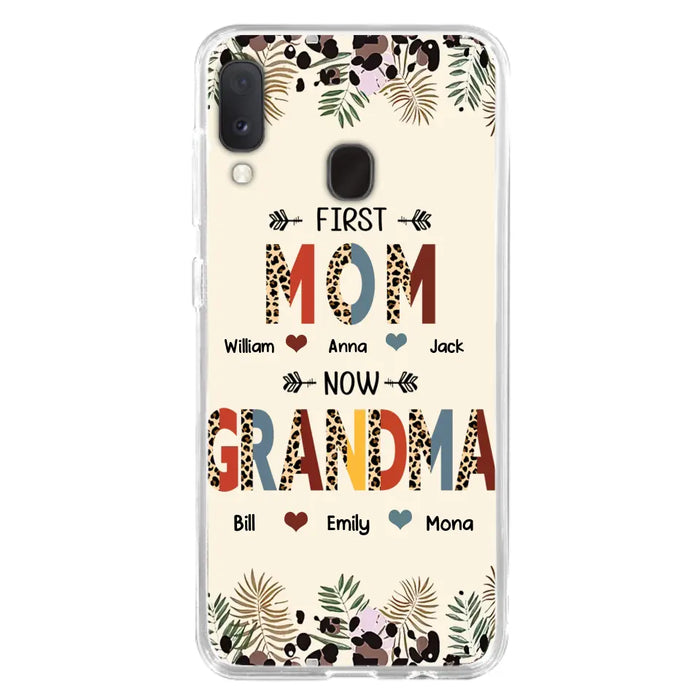 Custom Personalized Grandma Phone Case - Gift Idea For Grandma/Mom/ Mother's Day - Up to 6 Kids And 12 Grandkids - First Mom Now Grandma - Case For iPhone And Samsung