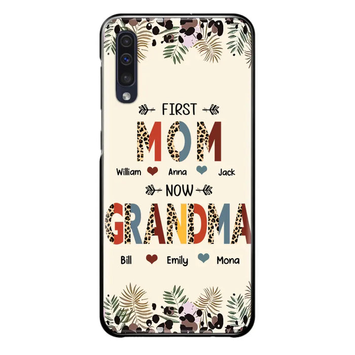 Custom Personalized Grandma Phone Case - Gift Idea For Grandma/Mom/ Mother's Day - Up to 6 Kids And 12 Grandkids - First Mom Now Grandma - Case For iPhone And Samsung