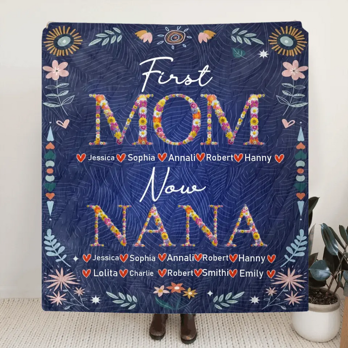 Personalized Mom Grandma Quilt/Fleece Throw Blanket - Gift Idea For Grandma/Mother's Day - Up to 5 Kids, 10 Grandkids - First Mom Now Nana