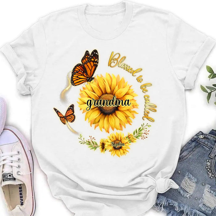 Personalized Sunflower Shirt/Hoodie - Up to 10 Kids - Mother's Day Gift Idea for Mom/Grandma
