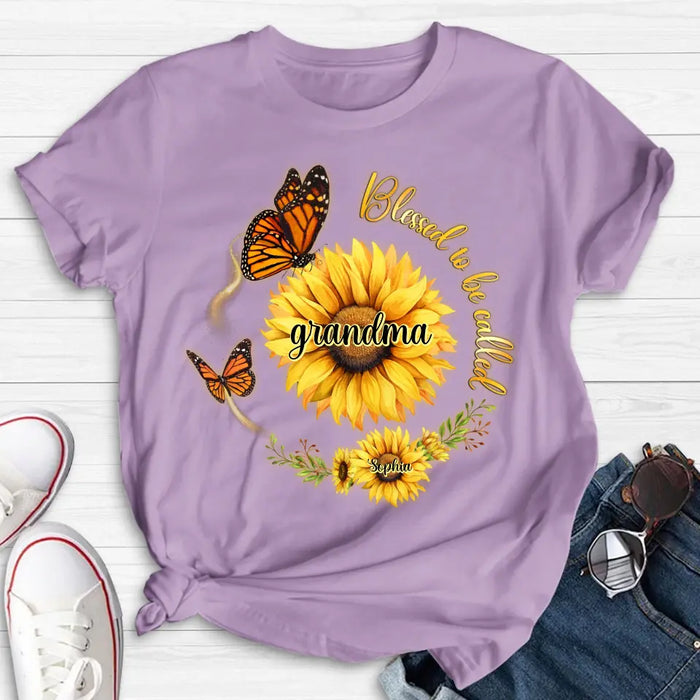 Personalized Sunflower Shirt/Hoodie - Up to 10 Kids - Mother's Day Gift Idea for Mom/Grandma