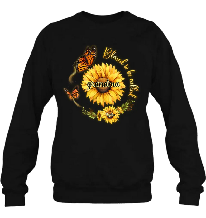 Personalized Sunflower Shirt/Hoodie - Up to 10 Kids - Mother's Day Gift Idea for Mom/Grandma