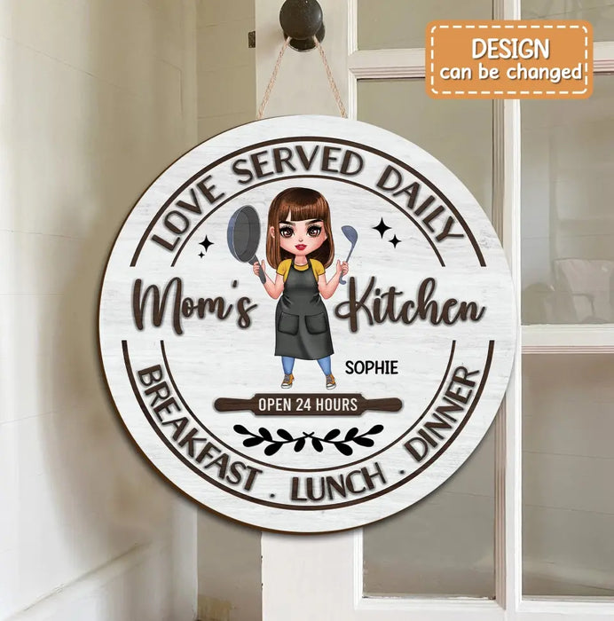 Personalized Mom's Kitchen Circle Wooden Sign - Mother's Day Gift Idea For Grandma/Mother - Love Served Daily