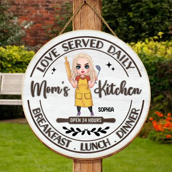 Custom Personalized Mom's Kitchen Circle Wooden Sign - Mother's Day Gift Idea For Grandma/ Mother - Love Served Daily