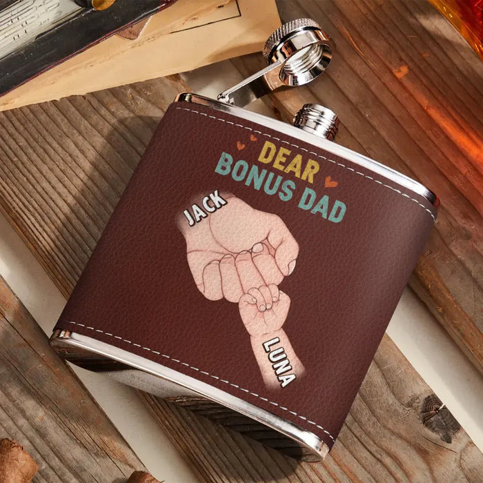 Custom Personalized Bonus Dad Leather Flask - Dad with up to 6 Kids - Father's Day Gift Idea For Dad - Thank You For Stepping And Becoming The Dad You Didn't Have To Be