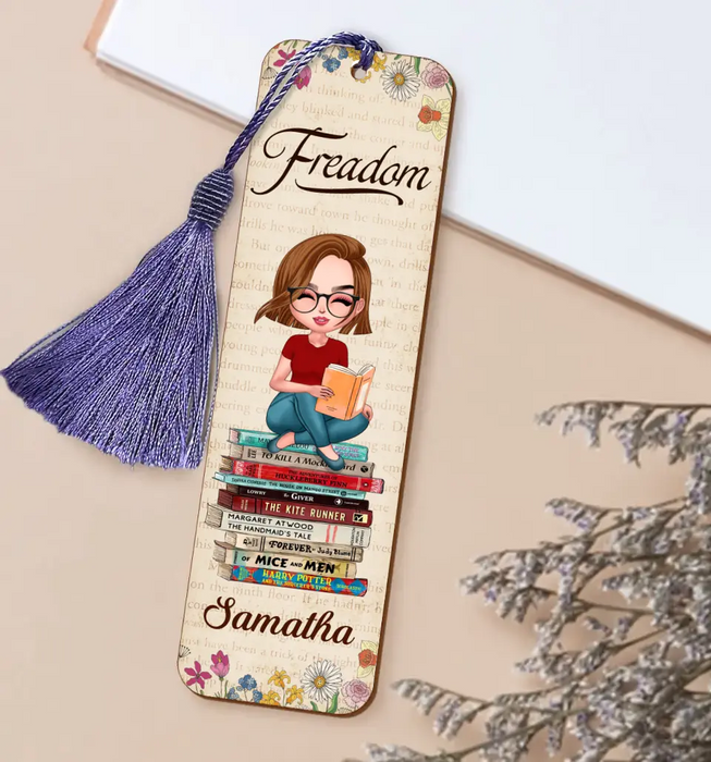 Personalized Reading Girl Wooden Bookmark - Gift Idea For Book Lover - Freadom