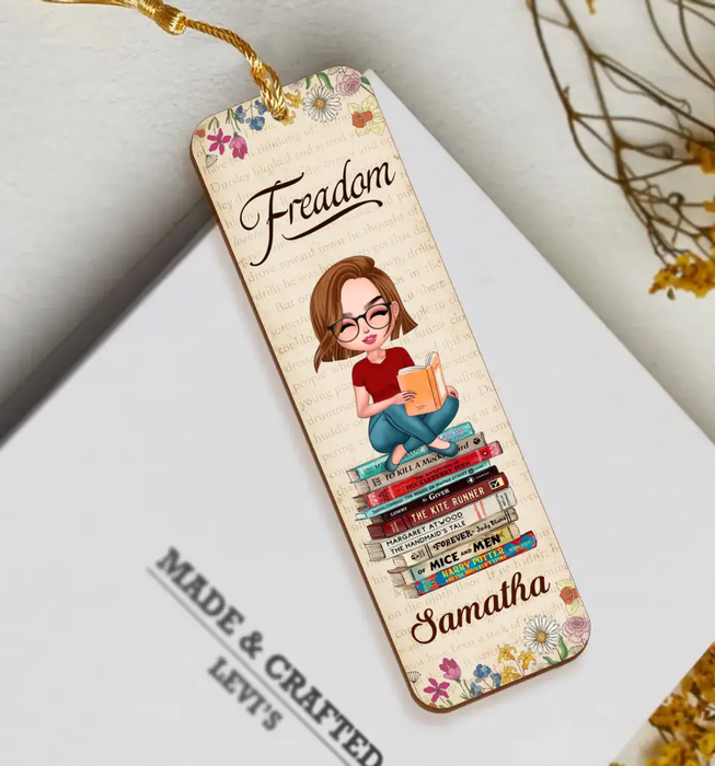 Personalized Reading Girl Wooden Bookmark - Gift Idea For Book Lover - Freadom