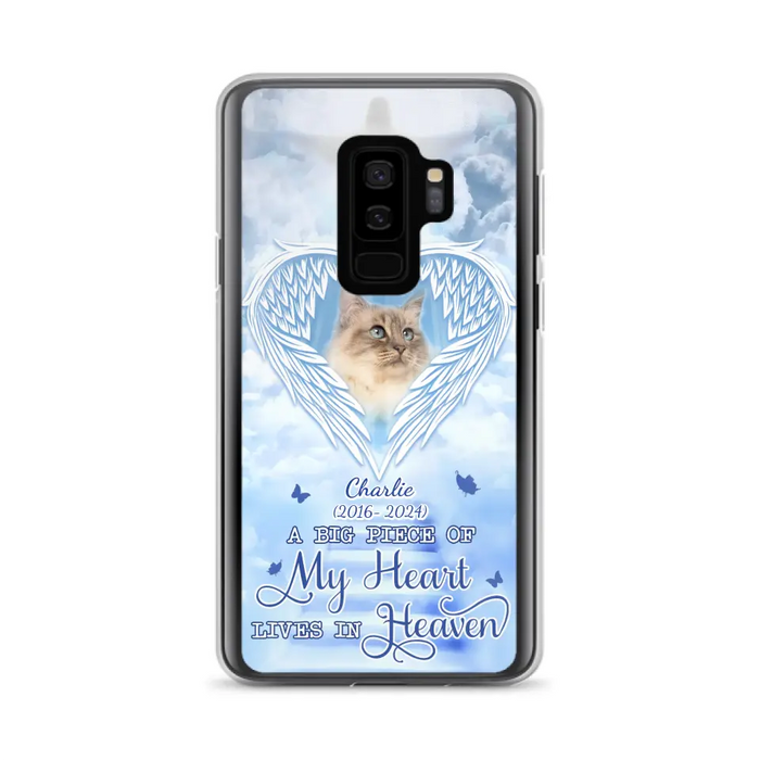 Custom Personalized Memorial Pet Phone Case - Upload Photo - Memorial Gift Idea For Pet Owner - A Big Piece Of My Heart Lives In Heaven - Case For iPhone/ Samsung