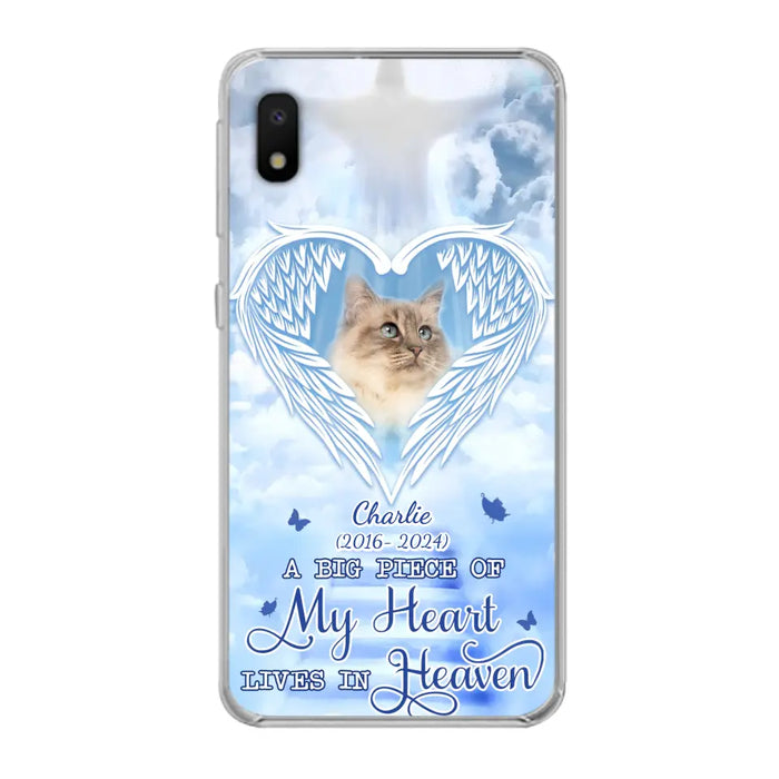 Custom Personalized Memorial Pet Phone Case - Upload Photo - Memorial Gift Idea For Pet Owner - A Big Piece Of My Heart Lives In Heaven - Case For iPhone/ Samsung