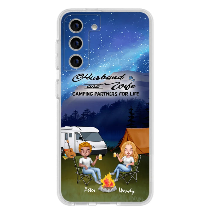 Custom Personalized Camping Night Chibi Phone Case - Couple With Upto 2 Dogs - Gift Idea For Camping Lover - Case For iPhone And Samsung