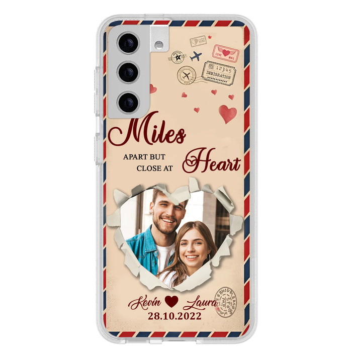 Custom Personalized Couple Phone Case - Gift Idea For Couple/ Valentines Day - Upload Photo - Miles Apart But Close At Heart - Case For iPhone/ Samsung