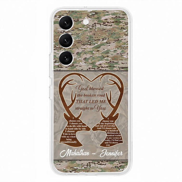 Custom Personalized Deer Hunting Heart Phone Case - Gift Idea For Couple - God Blessed The Broken Road That Led Me Straight To You - Case For iPhone And Samsung