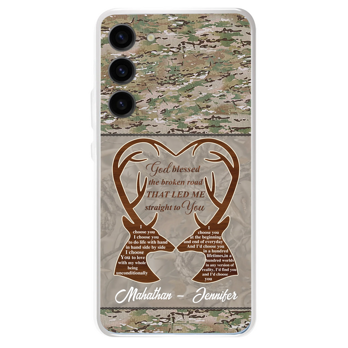 Custom Personalized Deer Hunting Heart Phone Case - Gift Idea For Couple - God Blessed The Broken Road That Led Me Straight To You - Case For iPhone And Samsung