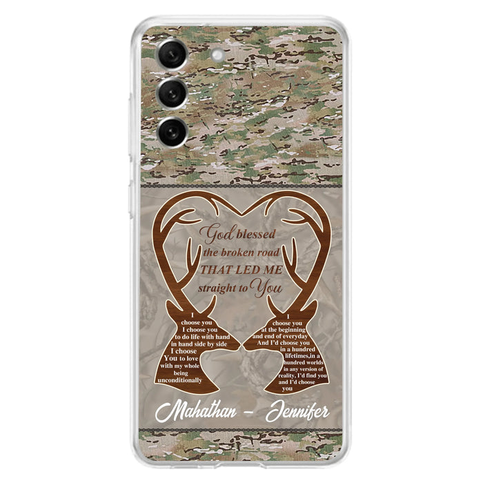 Custom Personalized Deer Hunting Heart Phone Case - Gift Idea For Couple - God Blessed The Broken Road That Led Me Straight To You - Case For iPhone And Samsung